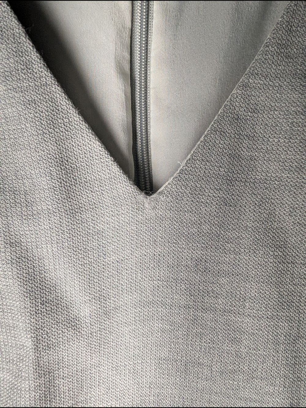 Hugo Boss Deshina 100% Virgin Wool Sheath Dress Gray Office Luxury - Picture 3 of 9